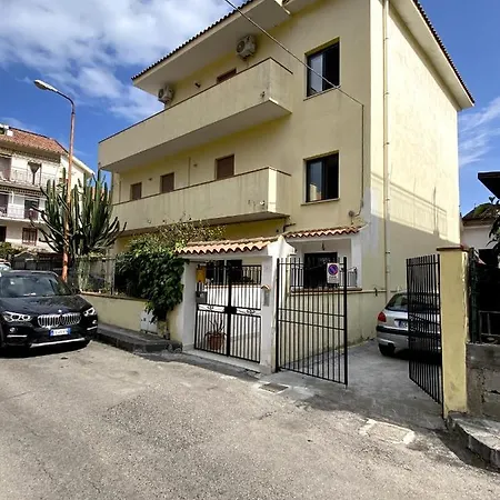 Casa Leone * Giardini Naxos